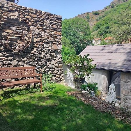 וילפור Le Secret Du Moulin, Agreable Tiny House Villefort מראה חיצוני תמונה
